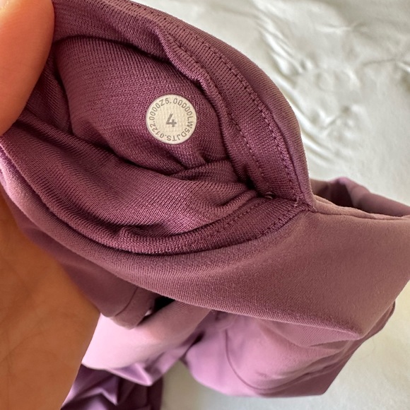 Lululemon Instill Legging - Picture 3 of 4